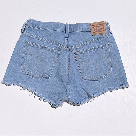 LEVI’s 501 Cutoff Denim Shorts - Picture 4 of 5